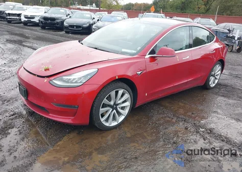 2018 Tesla Model 3 Long Range/Mid Range из США, поврежденный, VIN 5YJ3E1EA4JF052255